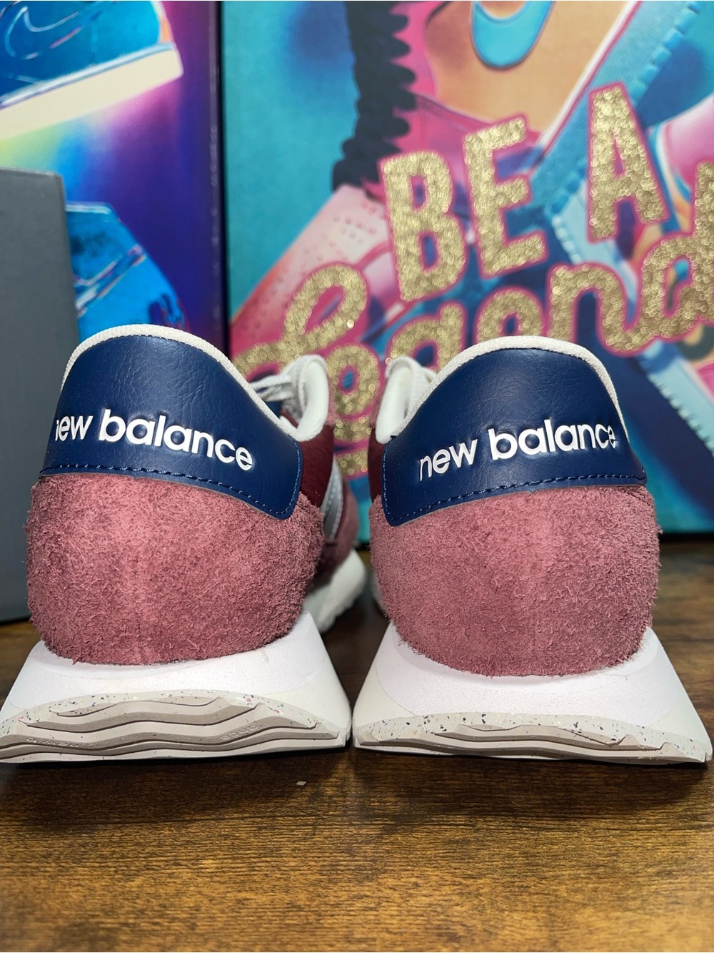 New Balance 237 Unisex Sneaker - Burgundy/White - Picture 6 of 12